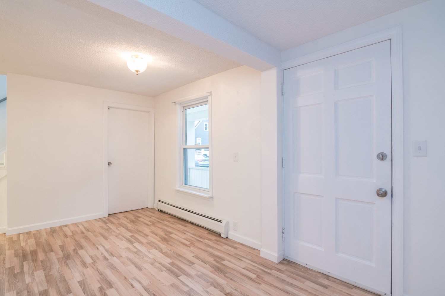 56 Warner St Property Photo 6