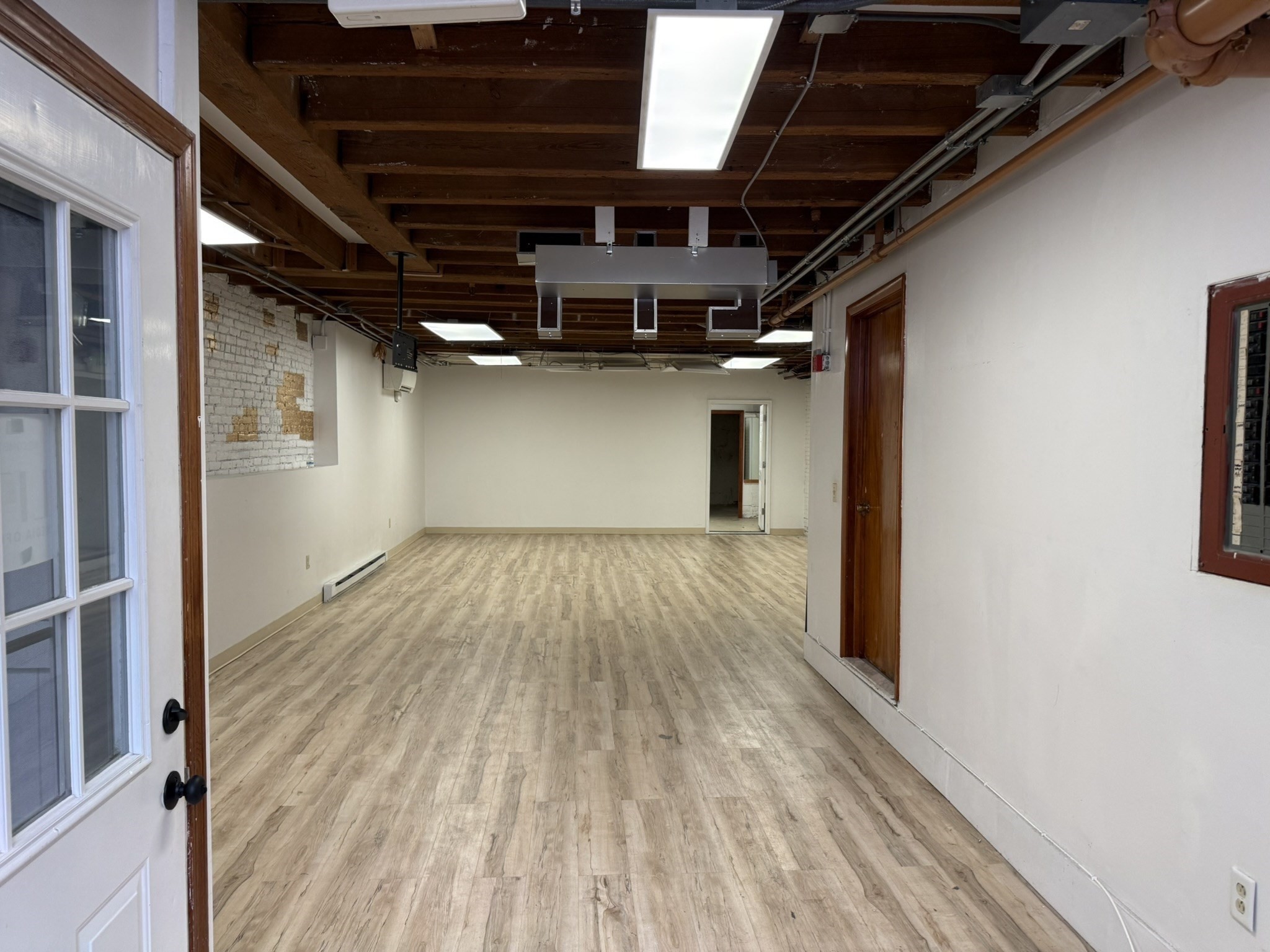 130 Lincoln Street # B Property Photo 3