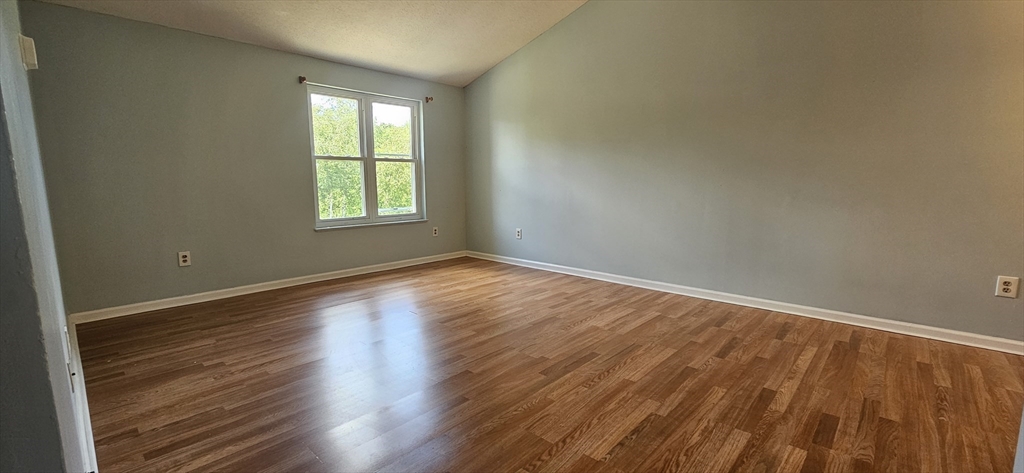 10 Longworth Ave # 22 Property Photo 12