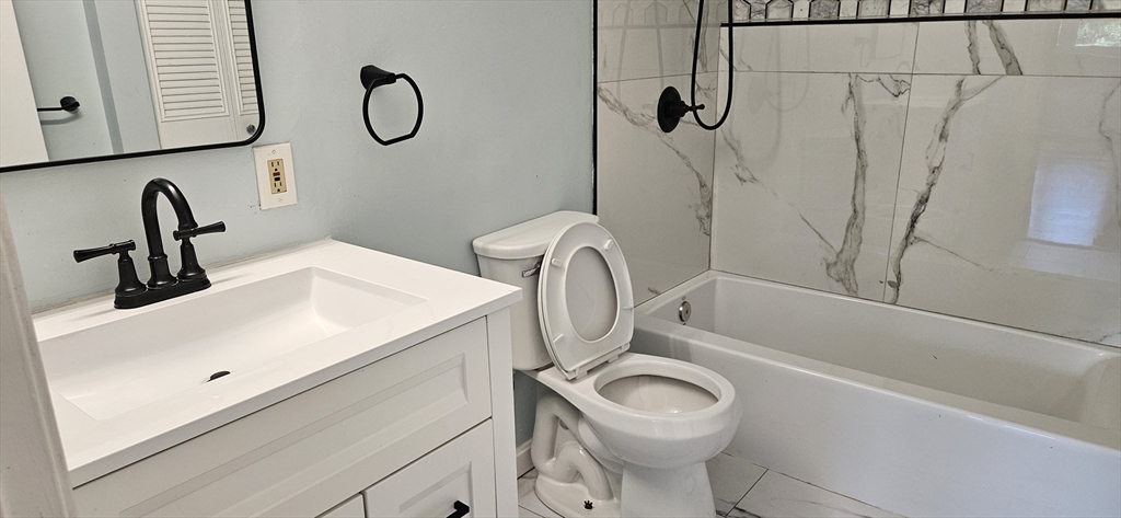 10 Longworth Ave # 22 Property Photo 16