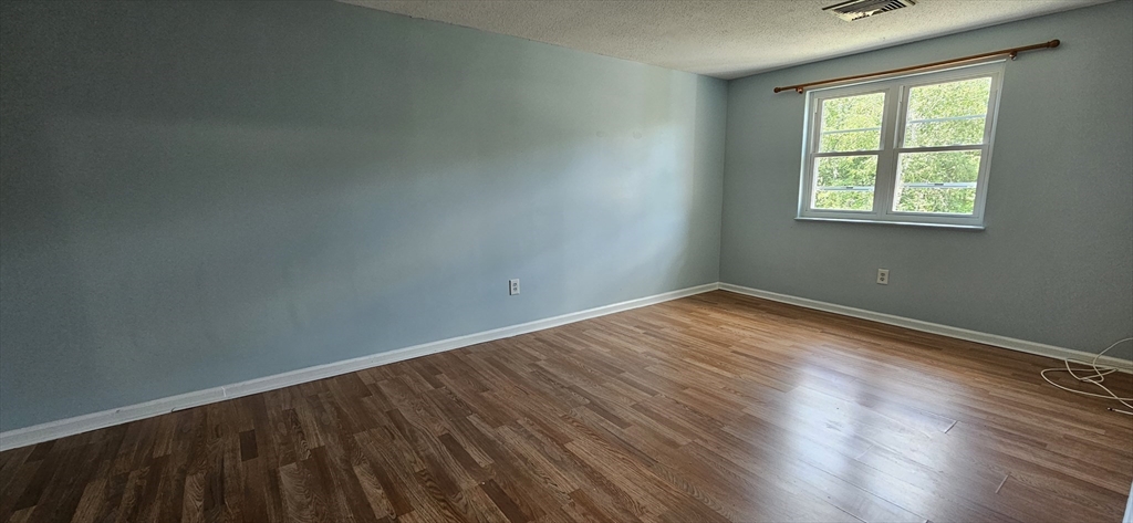 10 Longworth Ave # 22 Property Photo 17