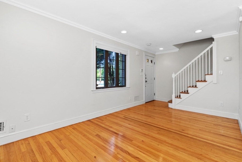 958 Belmont St # 958 Property Photo 11