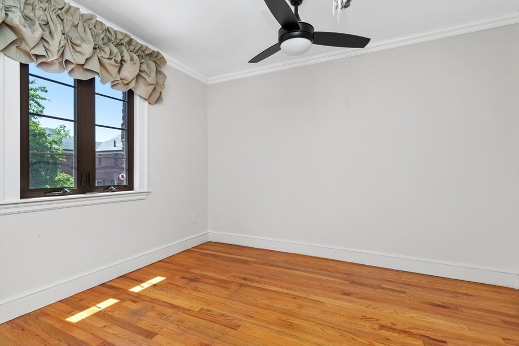 958 Belmont St # 958 Property Photo 17