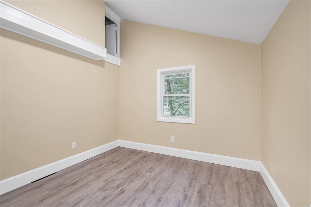 36 Poplar Road Property Photo 10