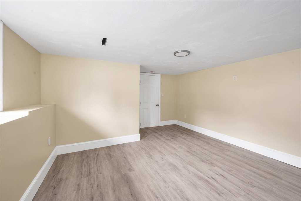 36 Poplar Road Property Photo 24