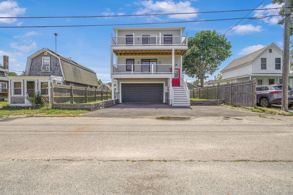 10 Thirteenth St Property Photo 1