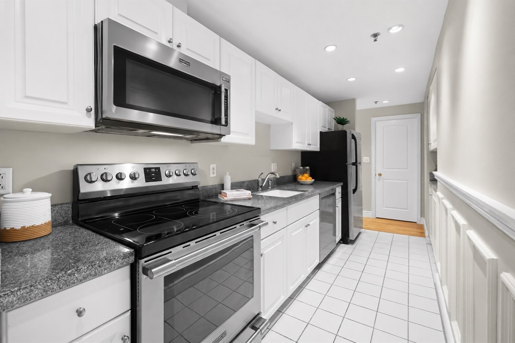 10 Charlesgate East # 502 Property Photo 14
