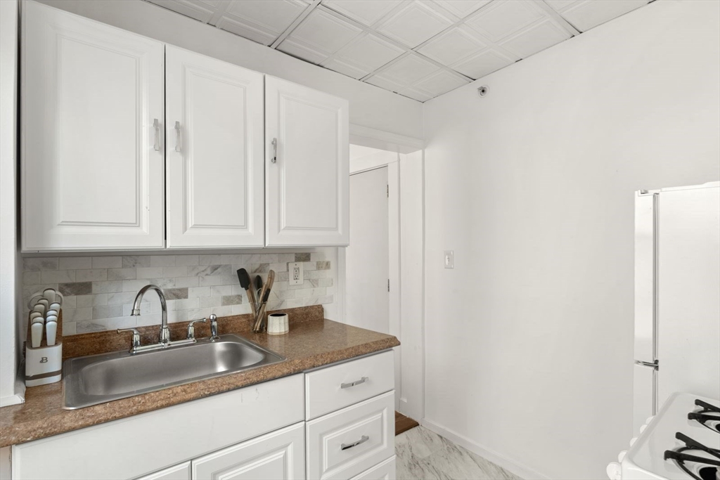 928 Dorchester Ave # 8 Property Photo 4