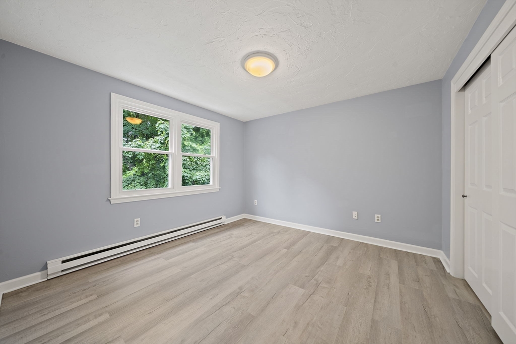 18 Cedar Sq # 18 Property Photo 12