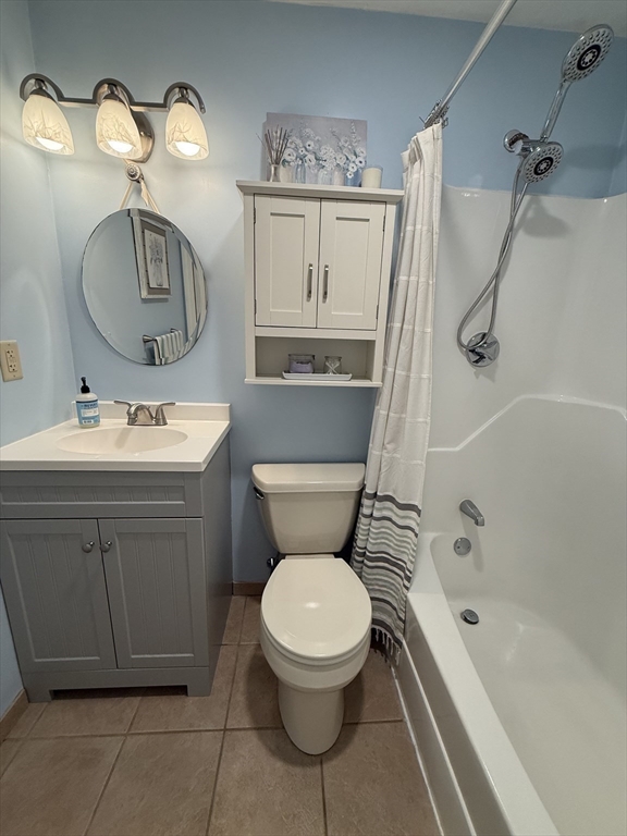 6 Lydon Lane # 1 Property Photo 8
