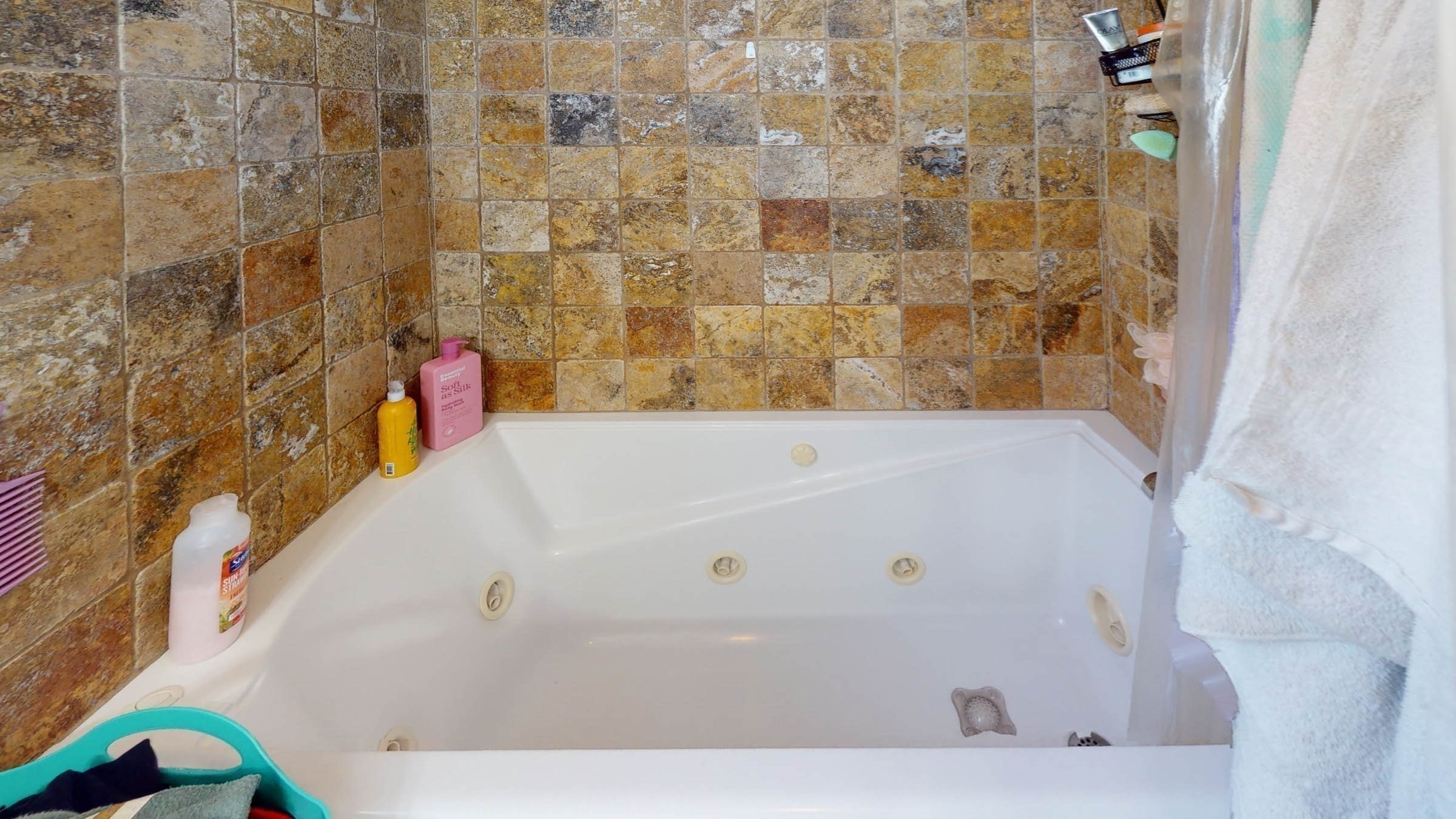8 North St Property Photo 21