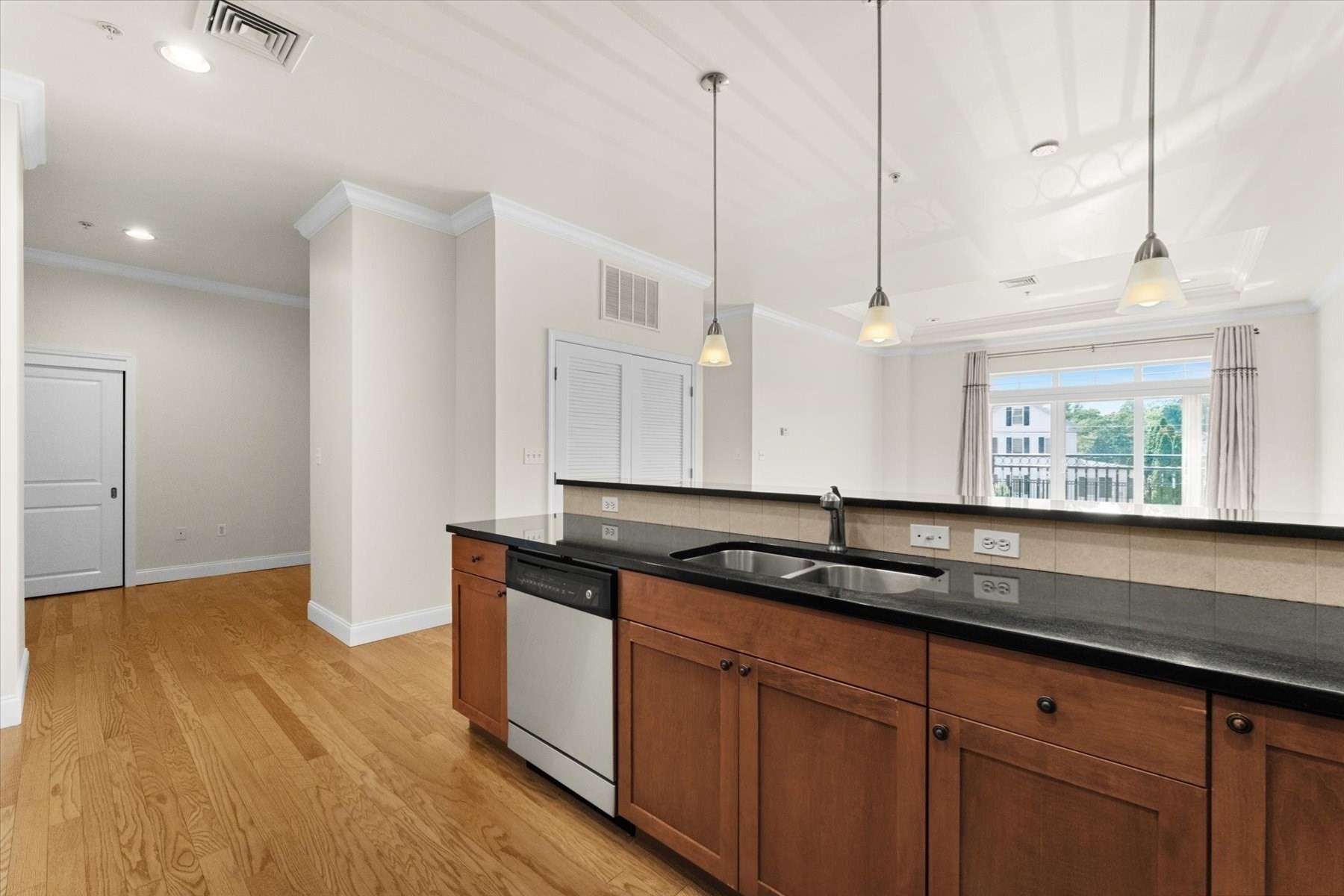500 Union Street # 5209 Property Photo 6