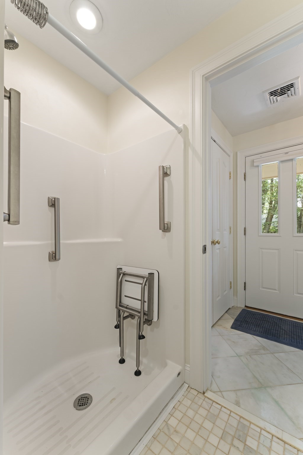 10 Mayflower Path Property Photo 14