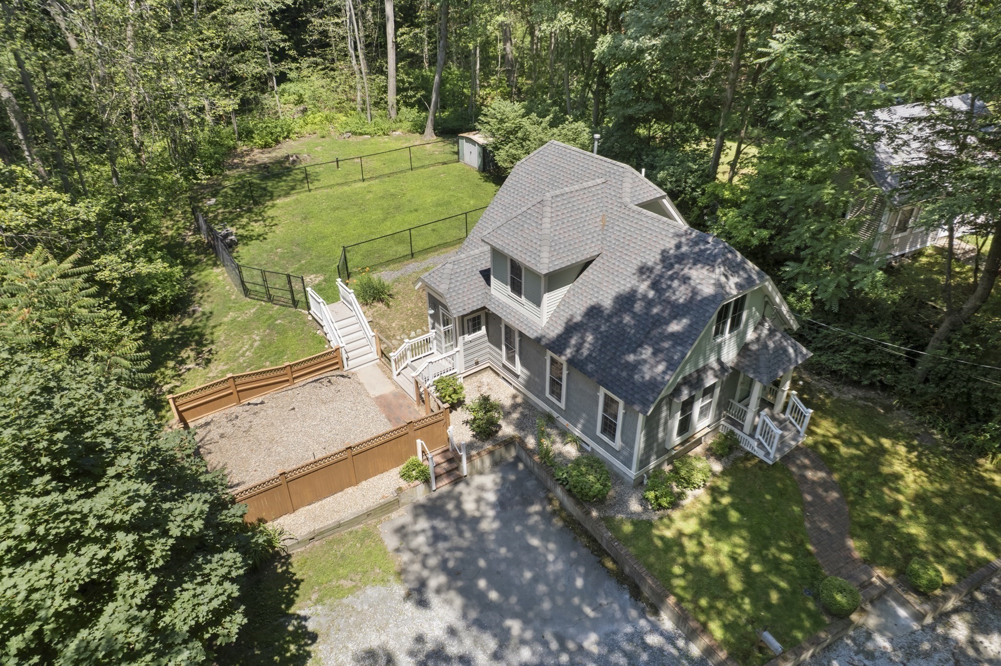 10 Mayflower Path Property Photo 32