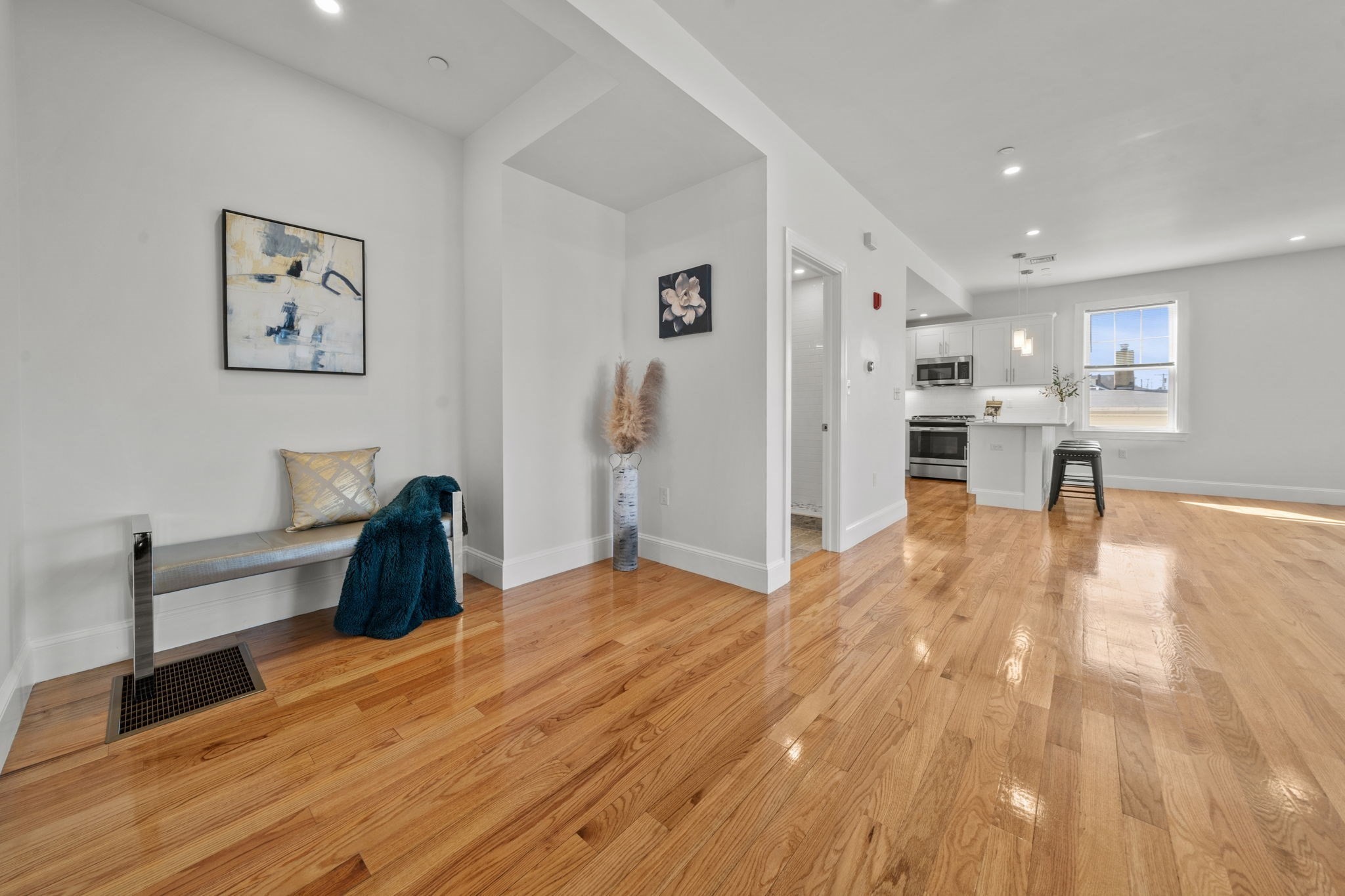 79 Temple St # 2 Property Photo 7