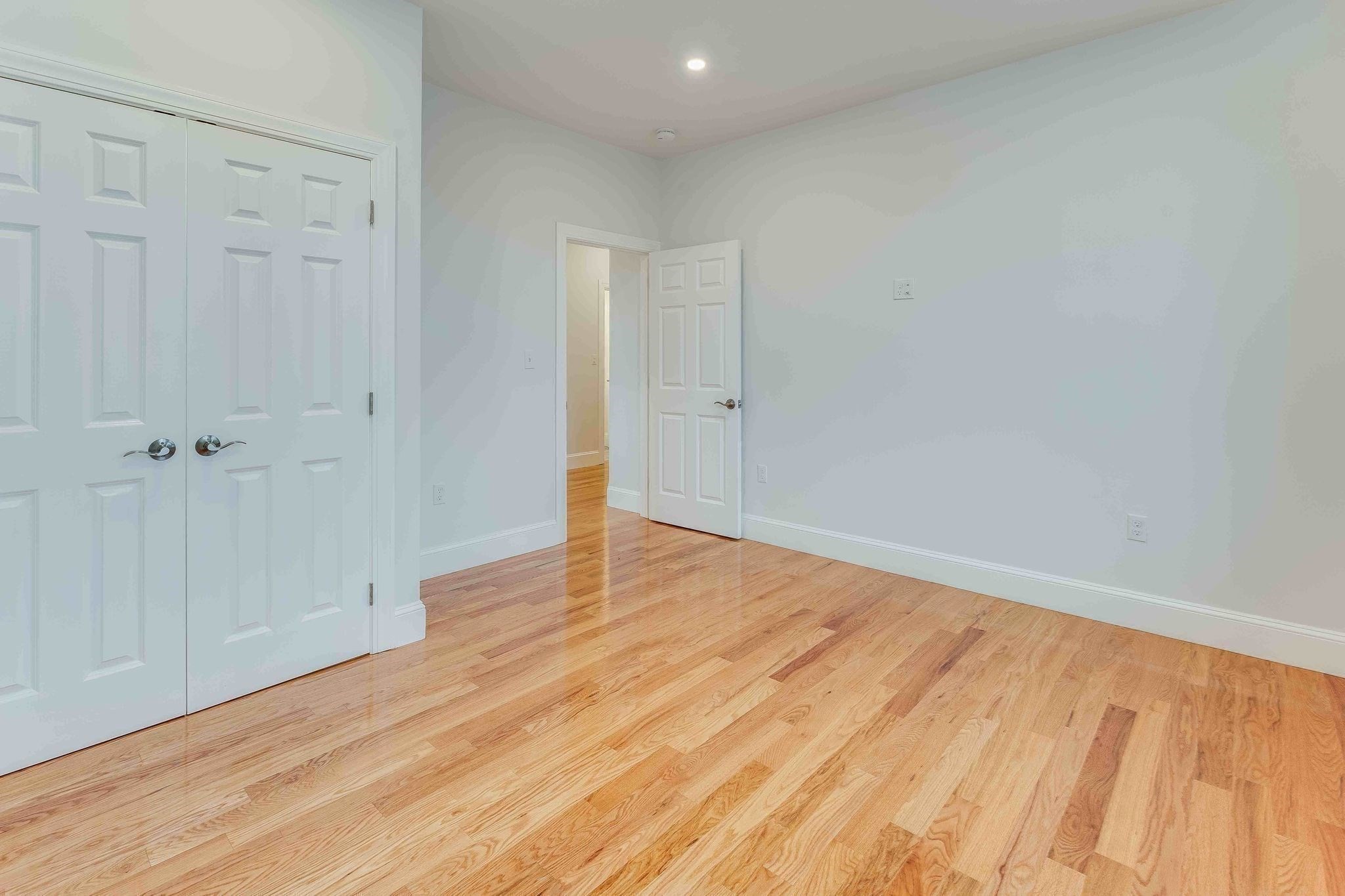 79 Temple St # 2 Property Photo 17