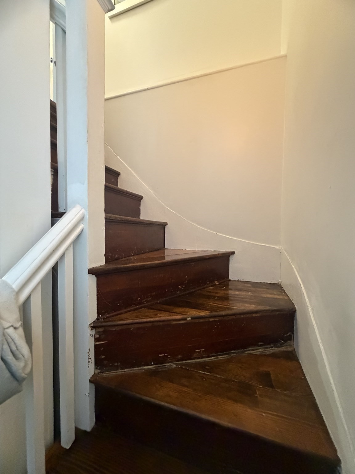 70 Robinson St Property Photo 8