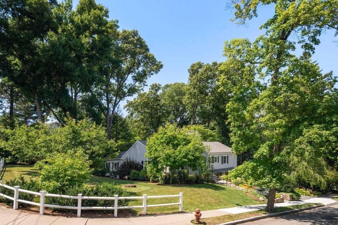 19 Druid Hill Rd Property Photo 3