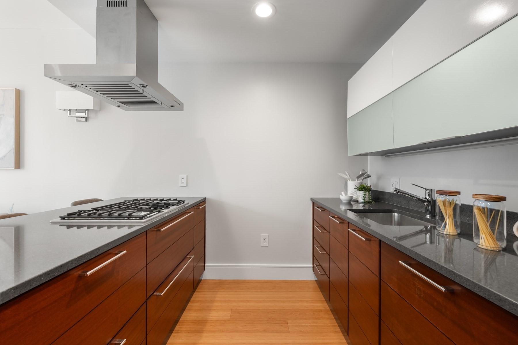 45 Province St # 1806 Property Photo 8