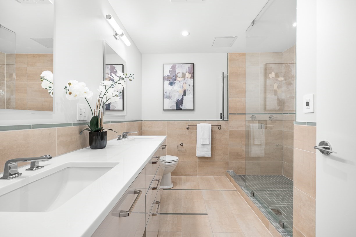 45 Province St # 1806 Property Photo 17