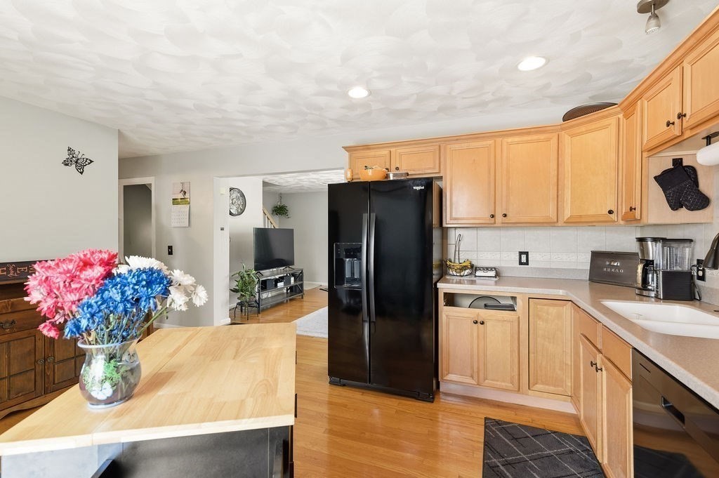 377 Woonasquatucket Ave # 3 Property Photo 6