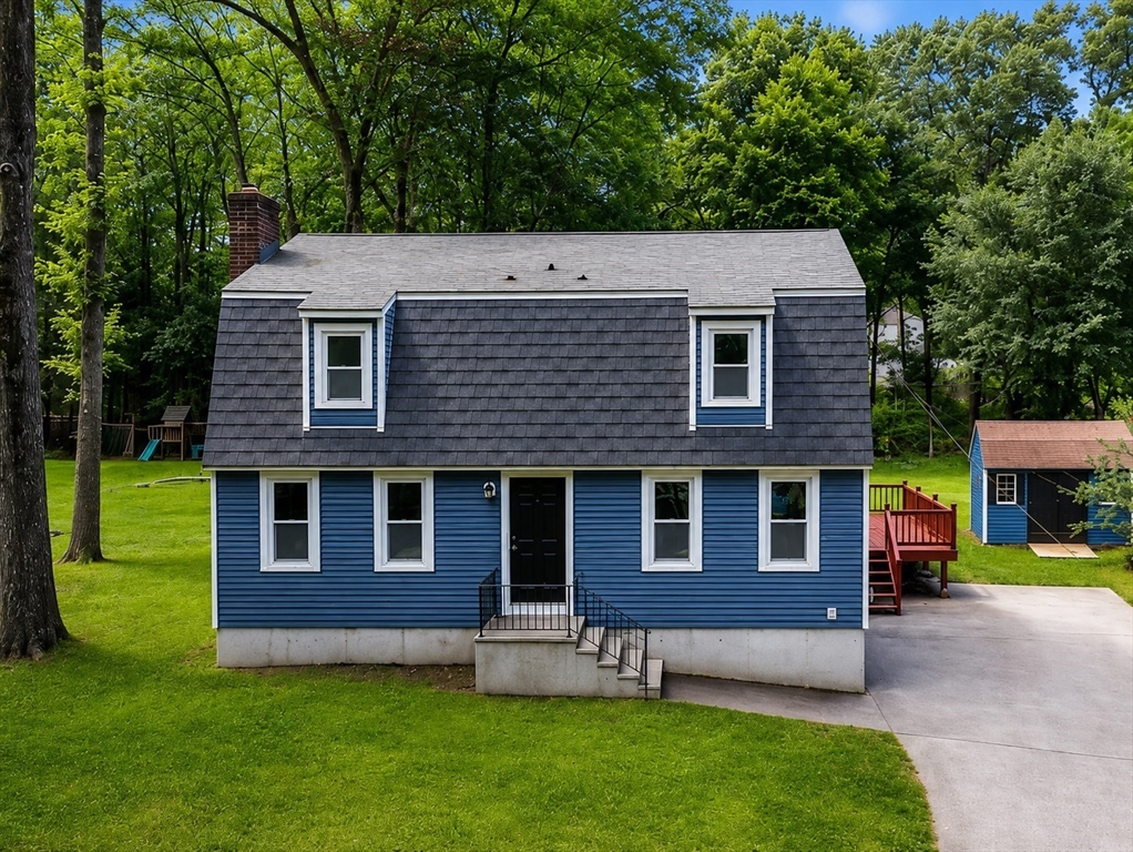 250 Groton Rd Property Photo 1