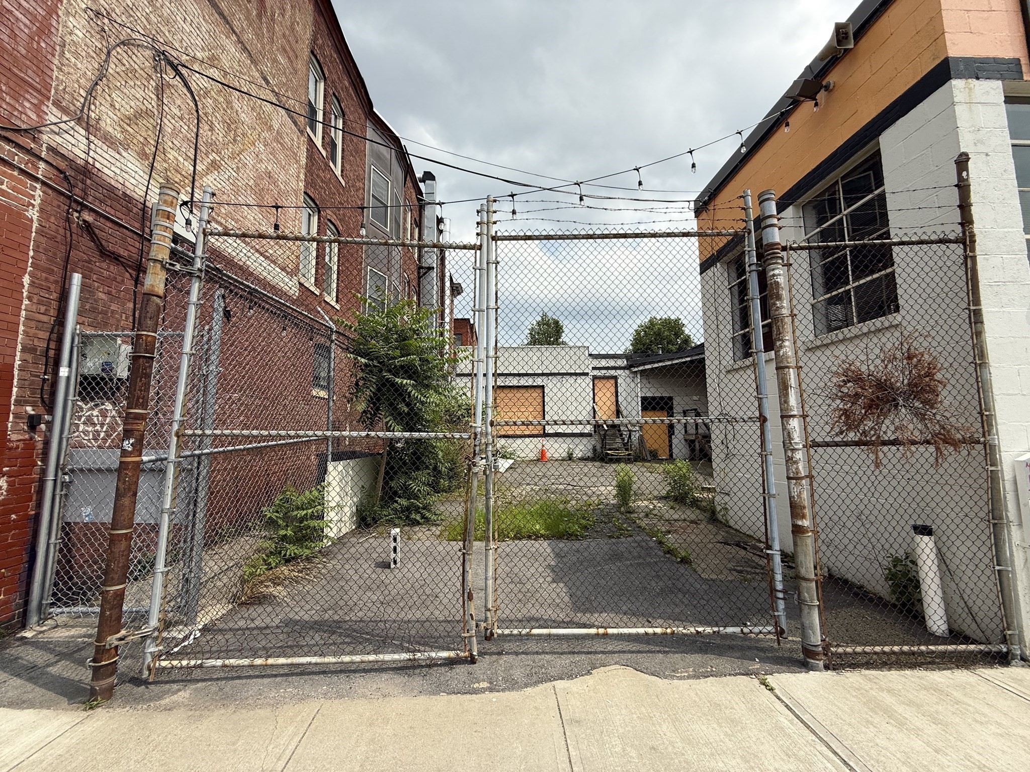 74 Water Street Property Photo 3