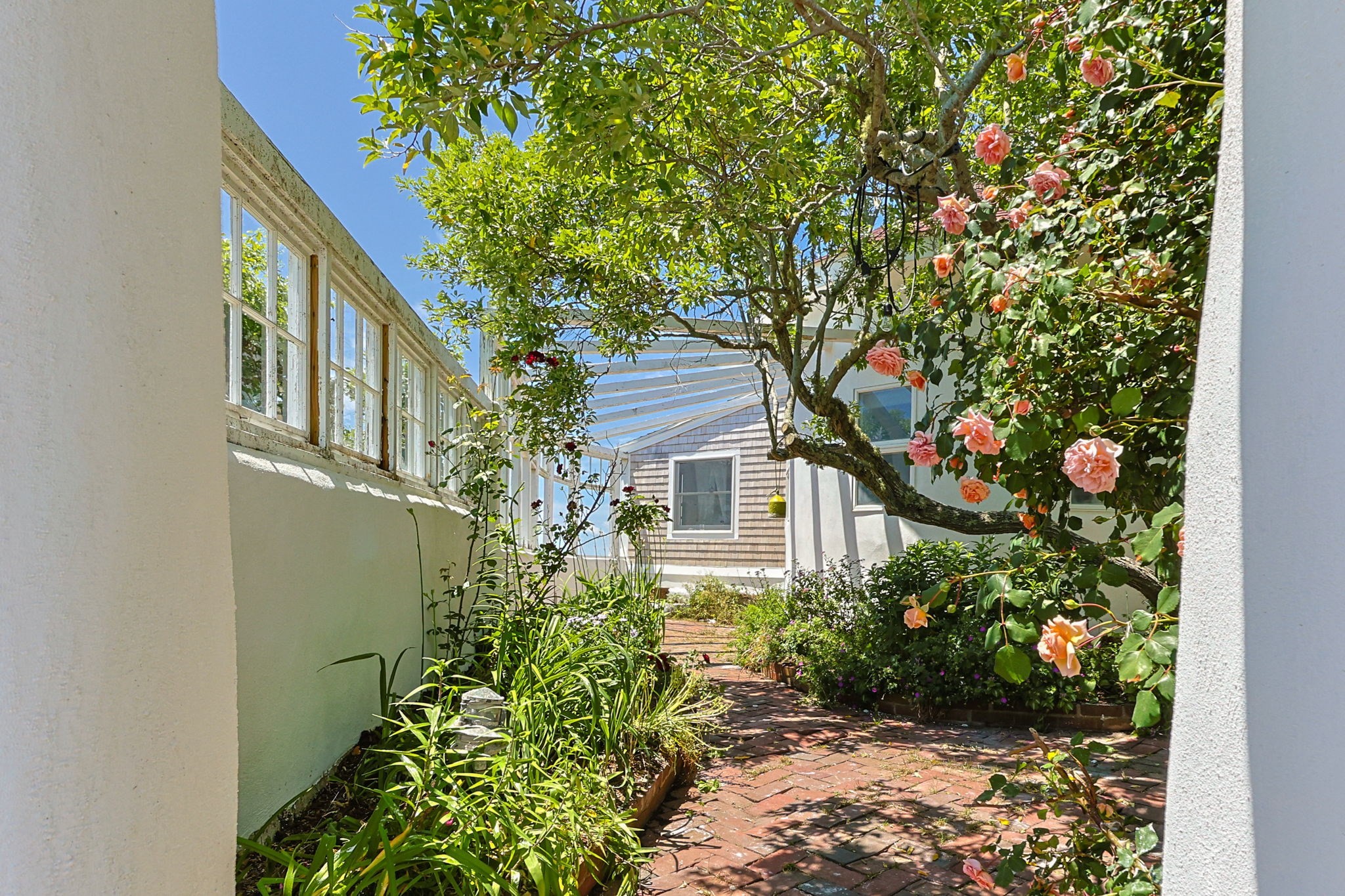 41 Pond Road Property Photo 4