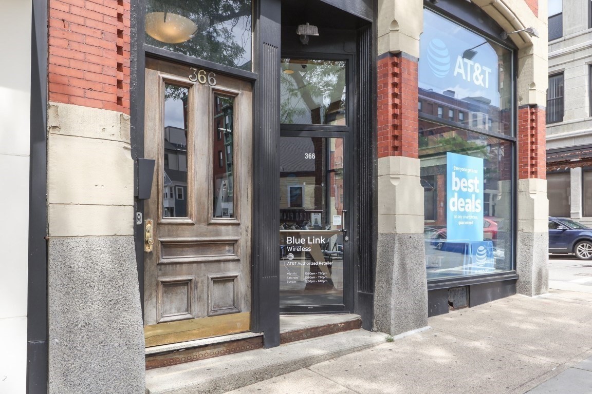 366 W Broadway # C2 Property Photo 2