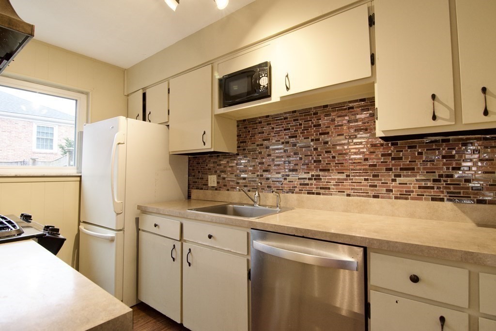 1157 Dickinson St # 1157 Property Photo 13