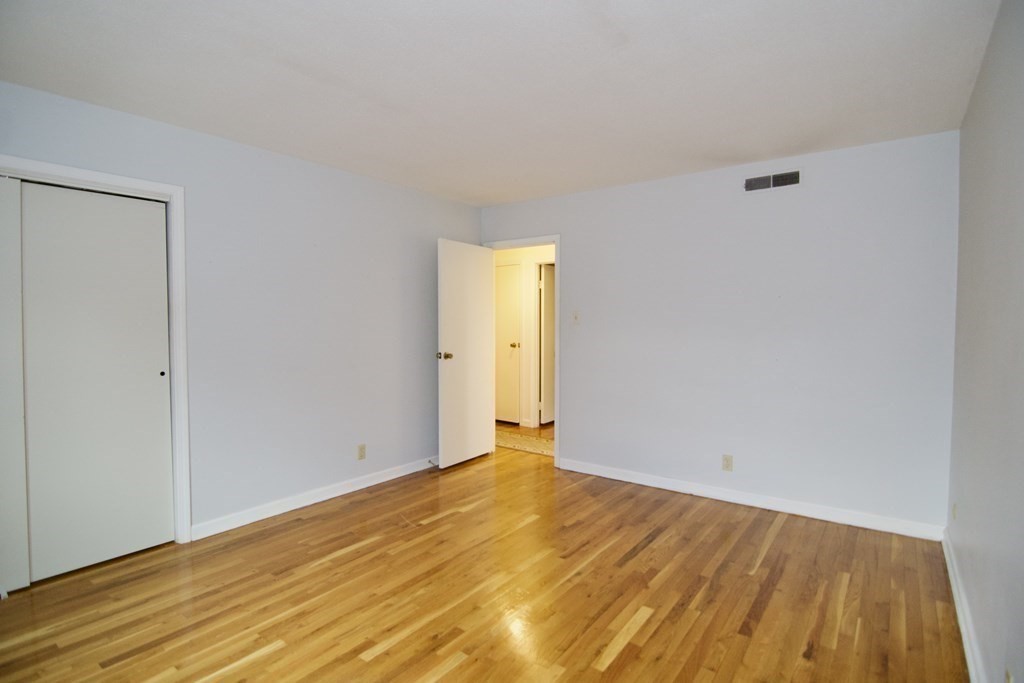 1157 Dickinson St # 1157 Property Photo 28
