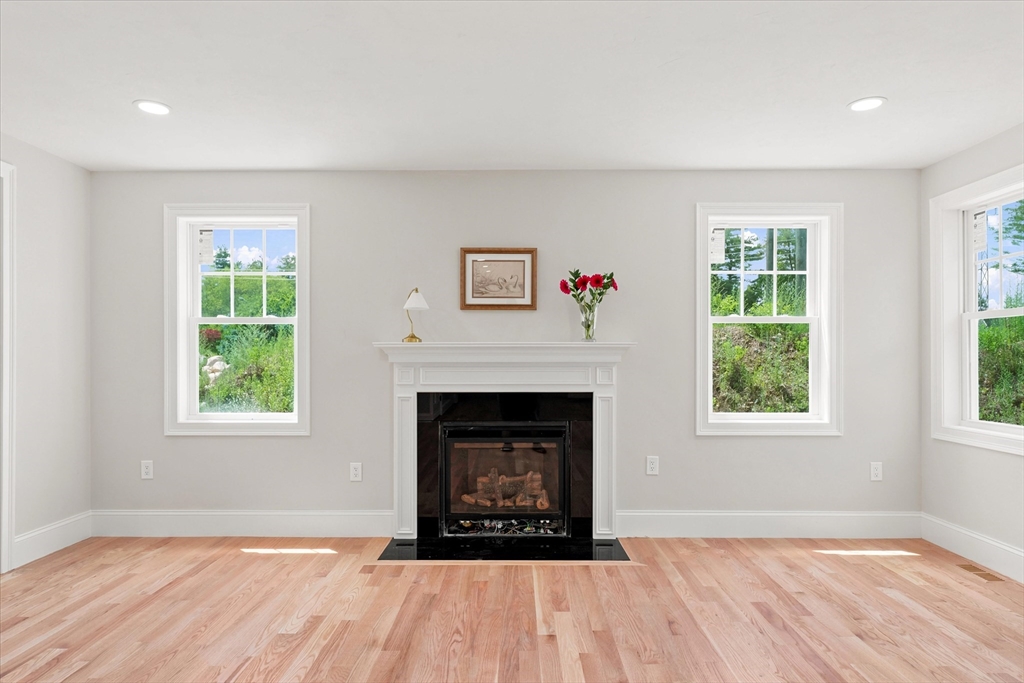 175 Pine Street Property Photo 10