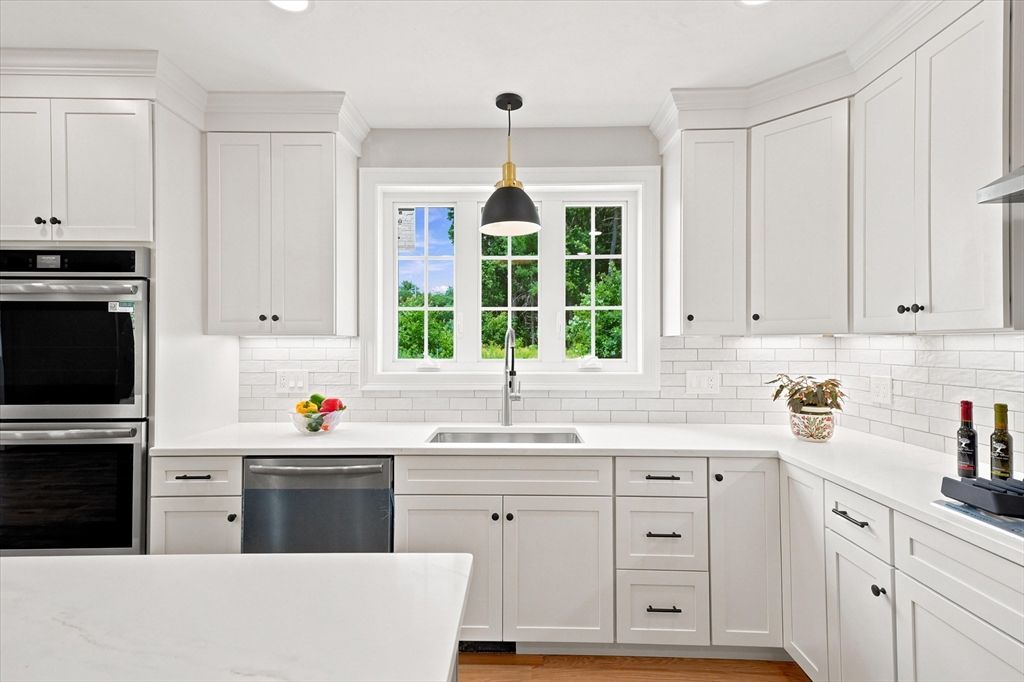 175 Pine Street Property Photo 13