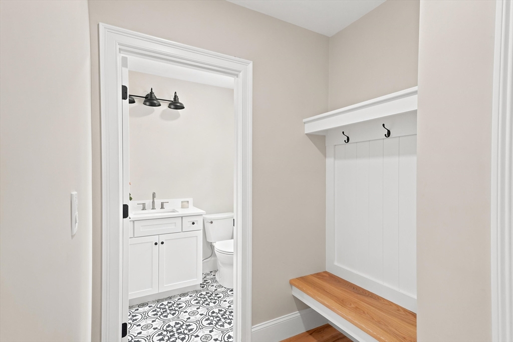 175 Pine Street Property Photo 17
