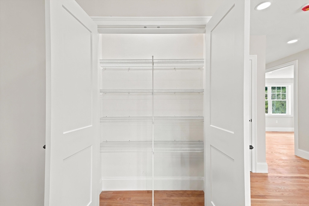 175 Pine Street Property Photo 19