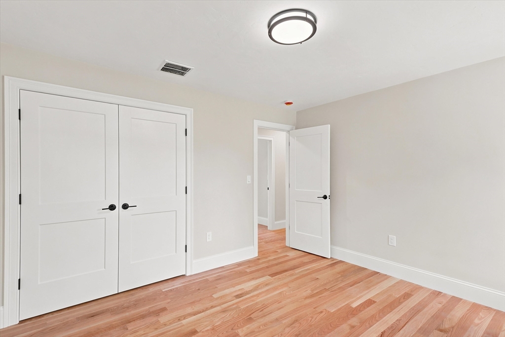 175 Pine Street Property Photo 24