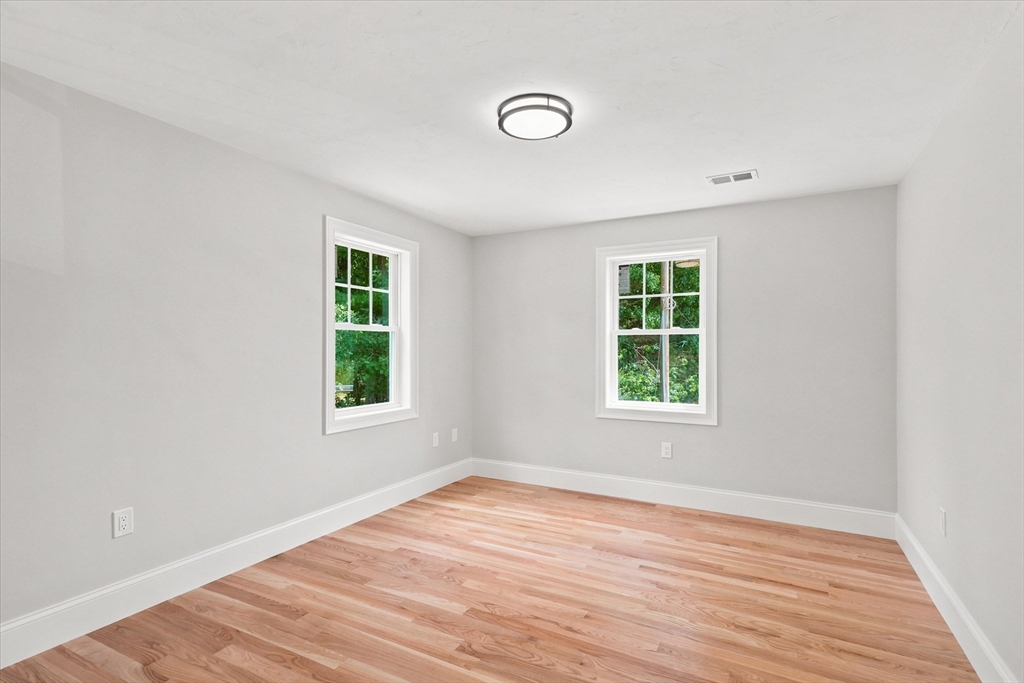 175 Pine Street Property Photo 25
