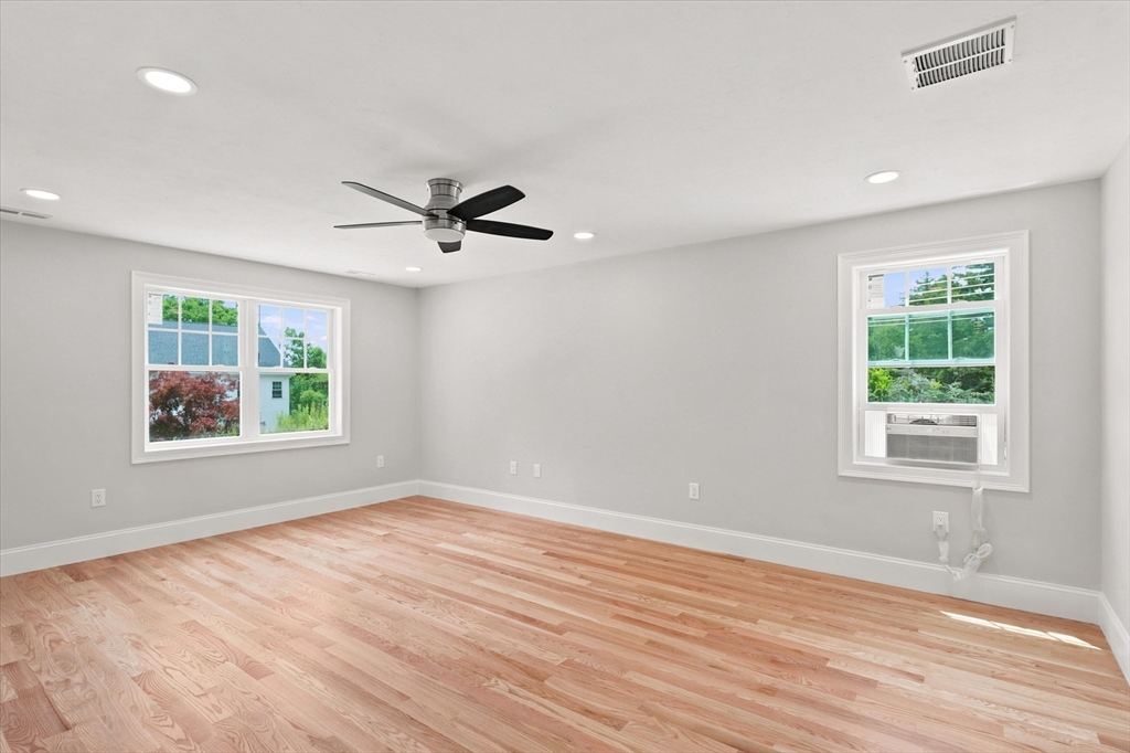 175 Pine Street Property Photo 29