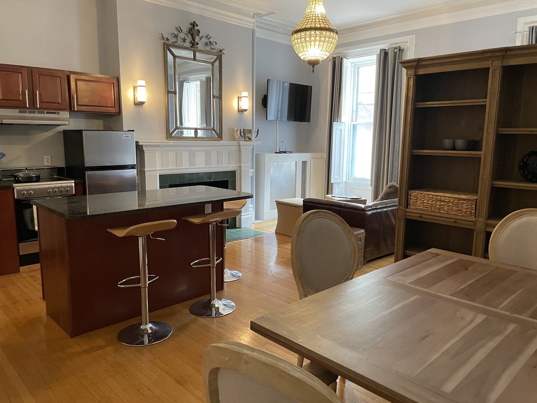 105 Beacon Street # 3 Property Photo 1
