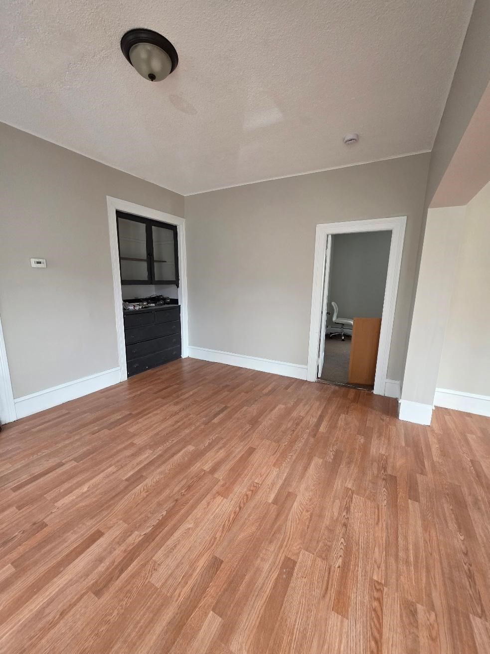 181 Albion # 2 Property Photo 8