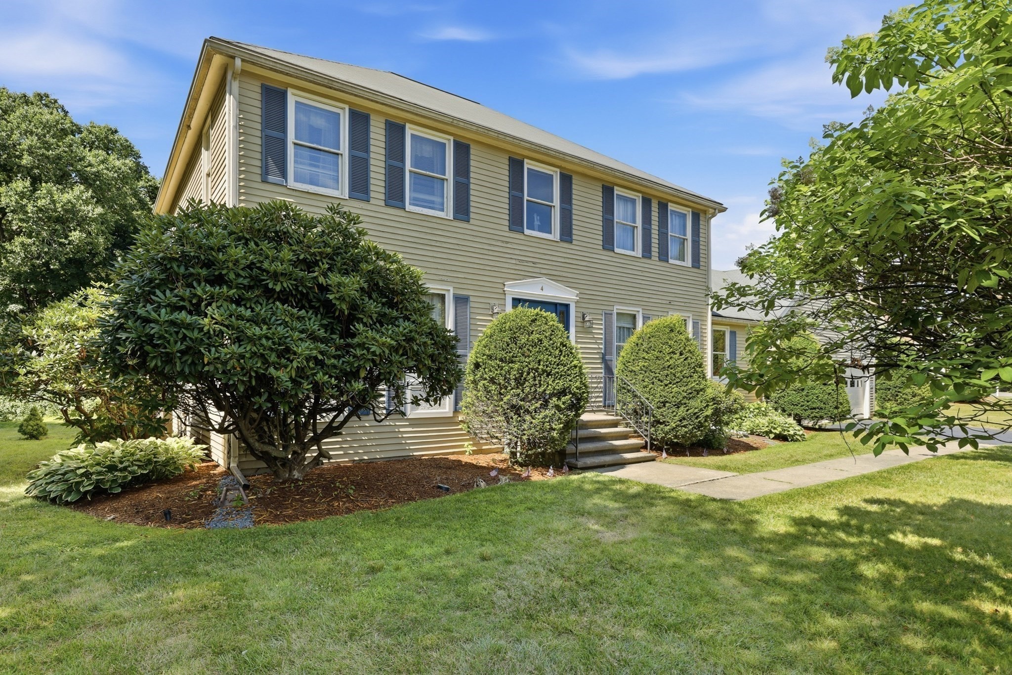 4 Oneida Place Property Photo 3