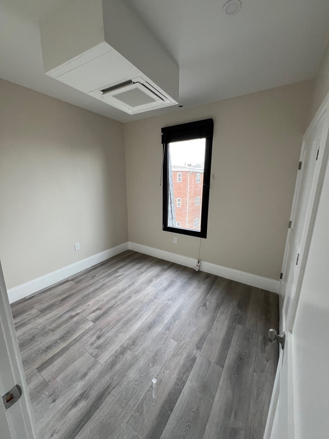 366 Broadway # 306 Property Photo 5