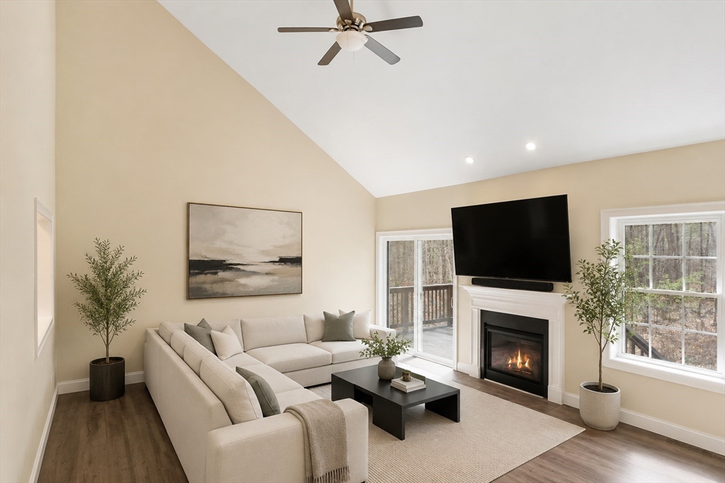 3 Pine Hill Way # 3