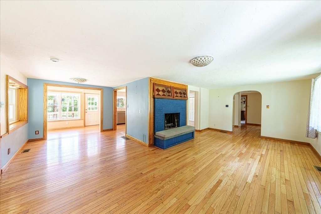 13 Shore Ave Property Photo 13