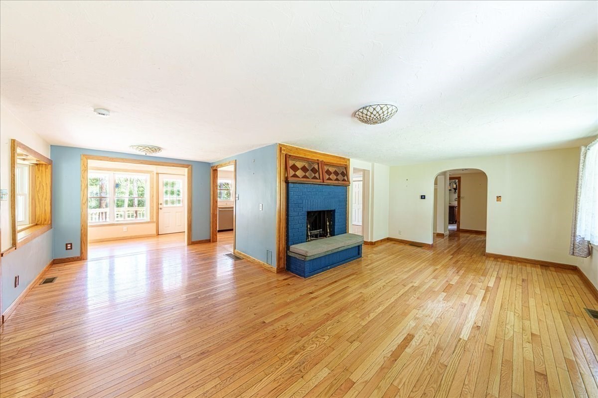 13 Shore Ave Property Photo 13