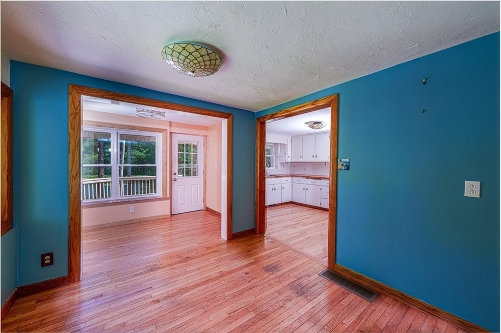 13 Shore Ave Property Photo 15