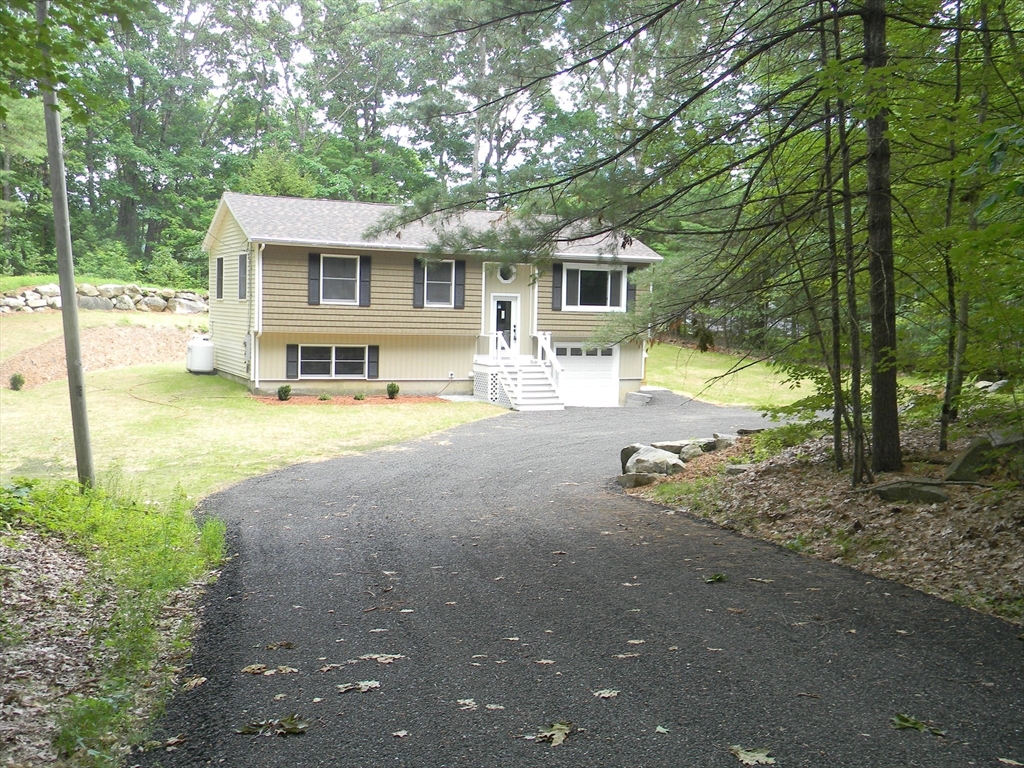 232 Arlington St Property Photo 1