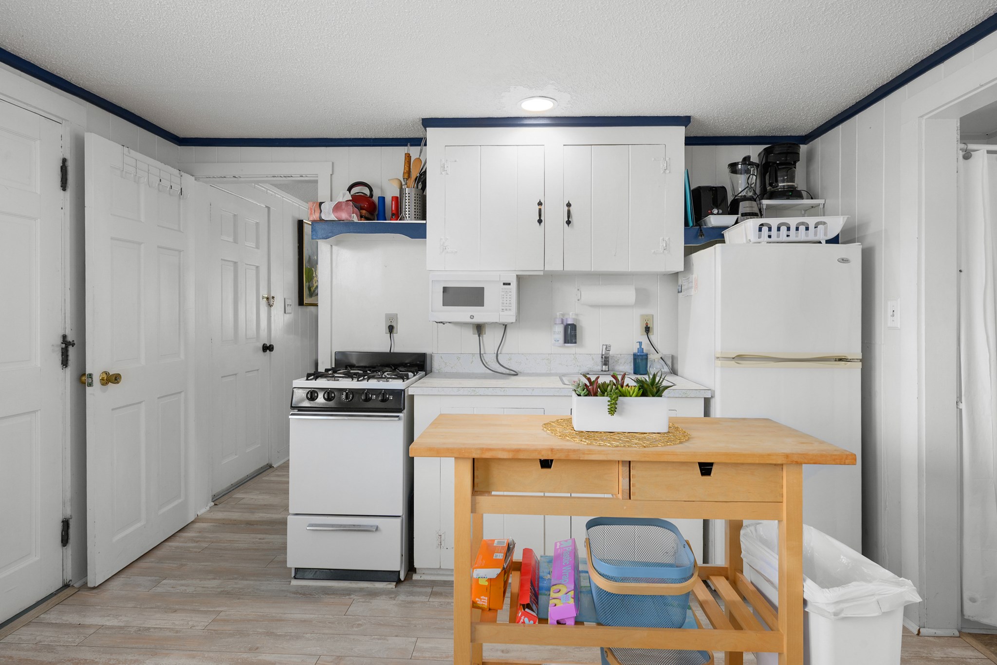 194 Captain Chase Rd # 3 Property Photo 11