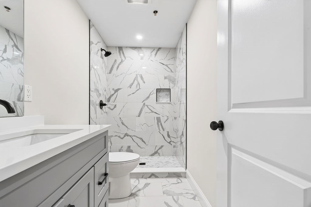 57 Nottinghill Road # 3 Property Photo 9
