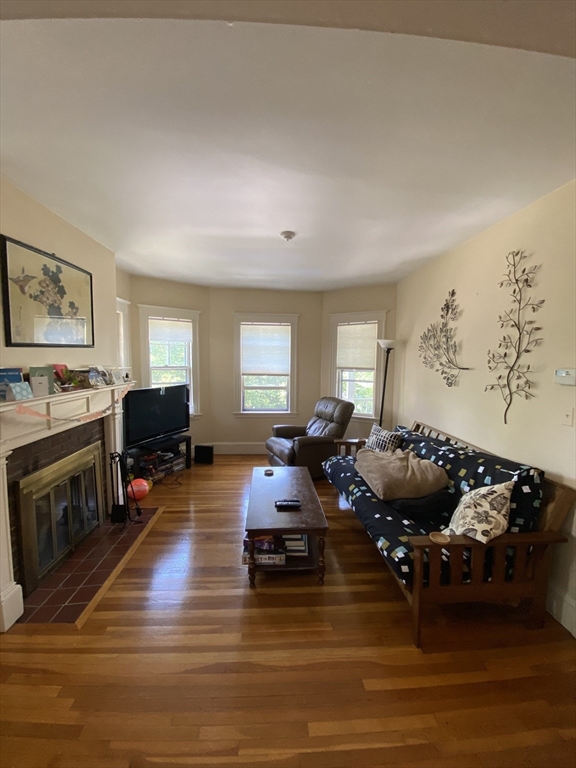 14 Upland # 2 Property Photo 1